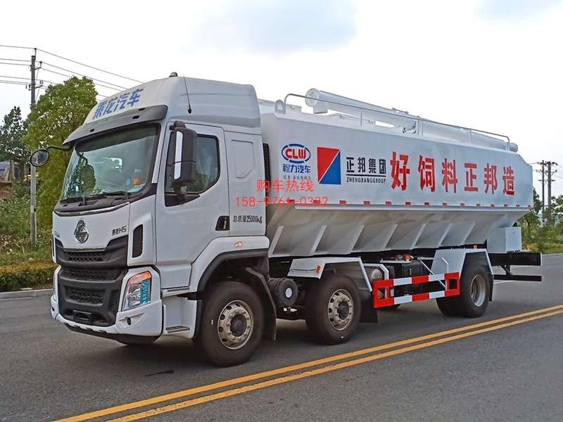 柳汽小三轴15吨饲料车