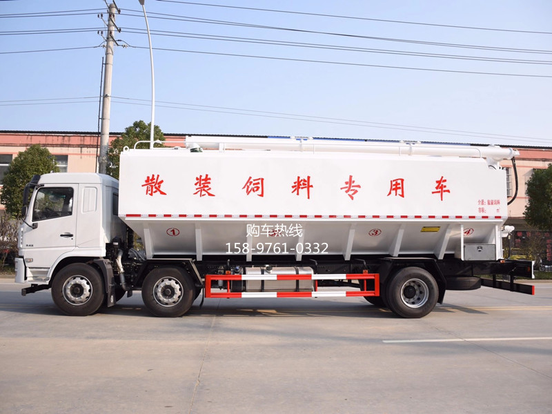 陕汽小三轴30方饲料车