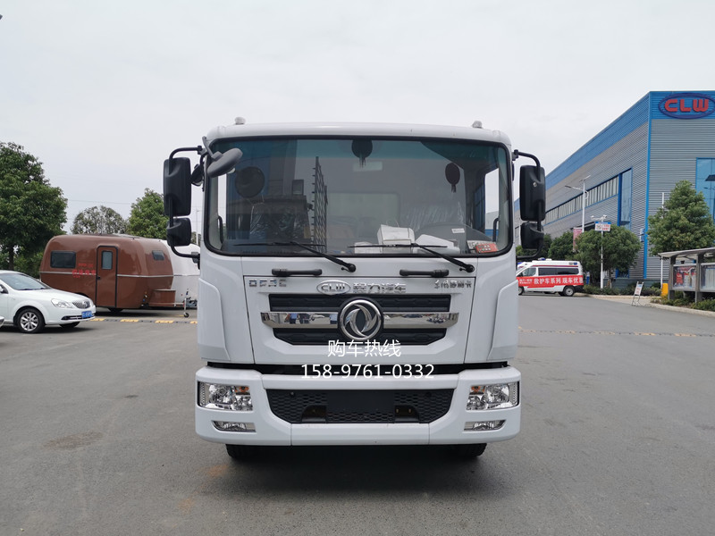 东风D9多功能抑尘车